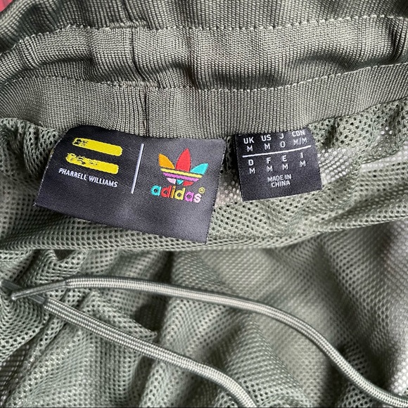 Adidas x Pharrell William Men’s HU Hiking Camo Pant Sz M - Picture 10 of 10